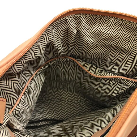 NWT Jen & Co. Layla Mauve Faux Suede Cross Body Bag 10.5x11x3 inches - Picture 6 of 7